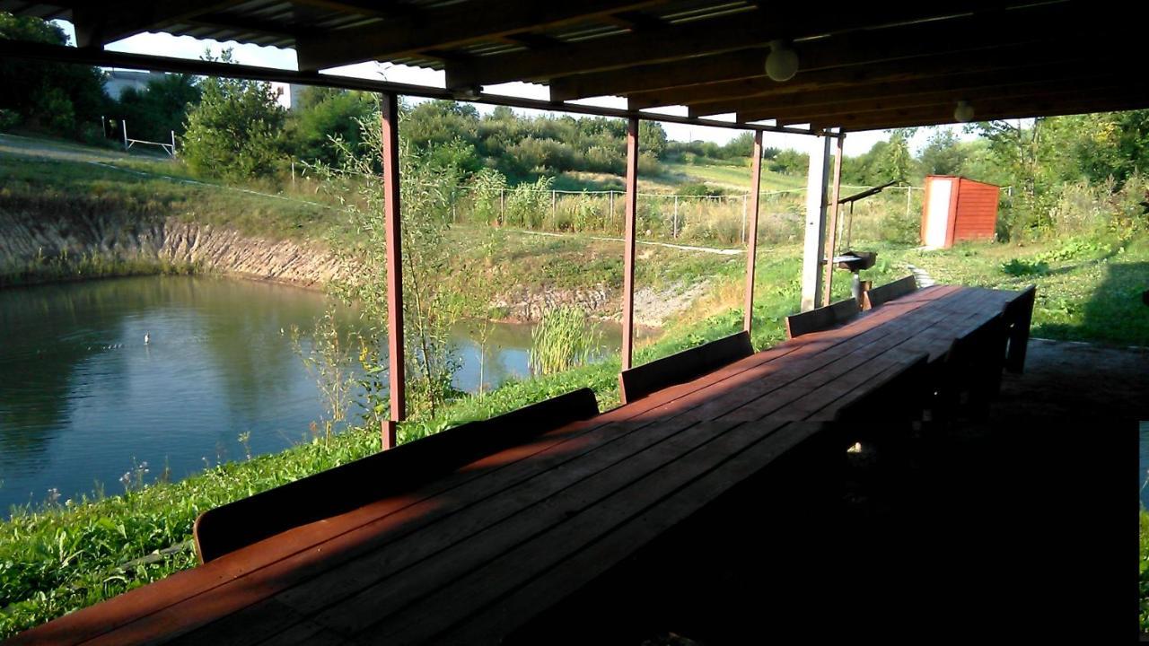 База отдыха Barbecue House Винница Экстерьер фото