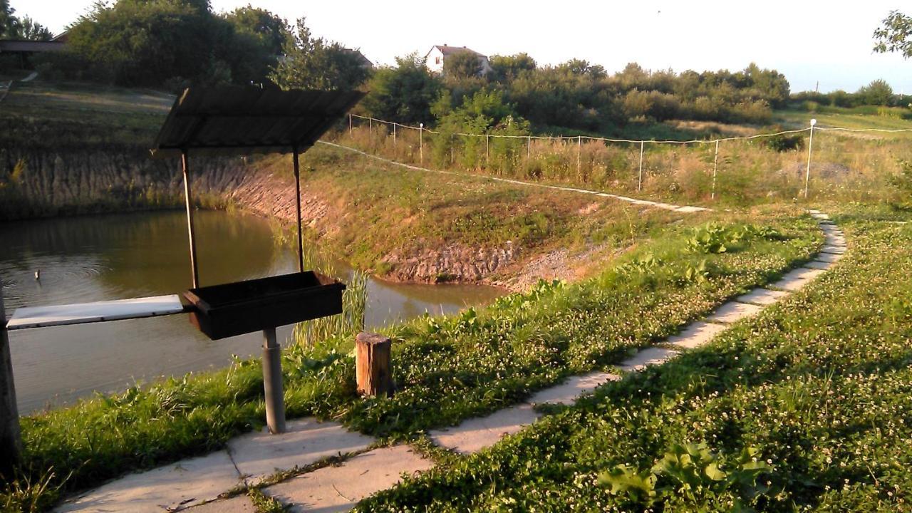 База отдыха Barbecue House Винница Экстерьер фото